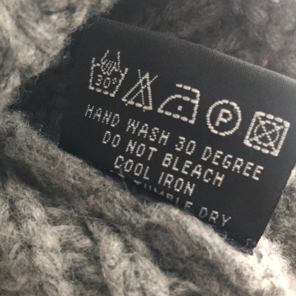 ACNE Wool Batwing Bolero Cardigan - Picture 8 of 11